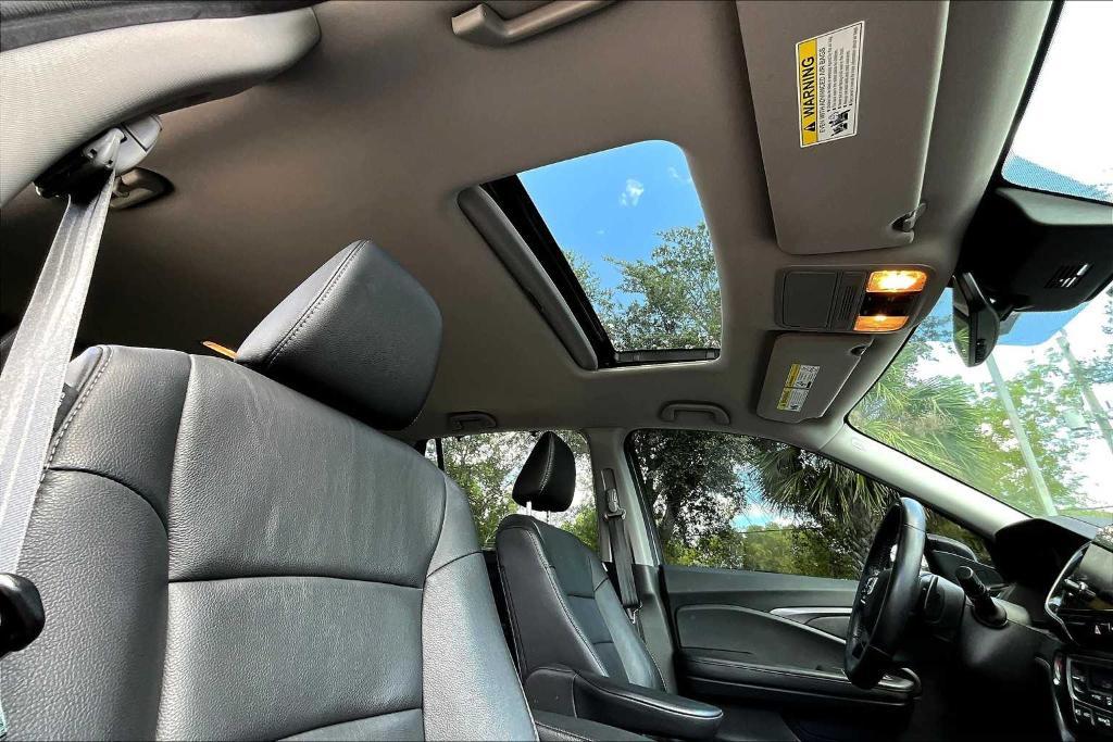 used 2022 Honda Pilot car, priced at $29,472