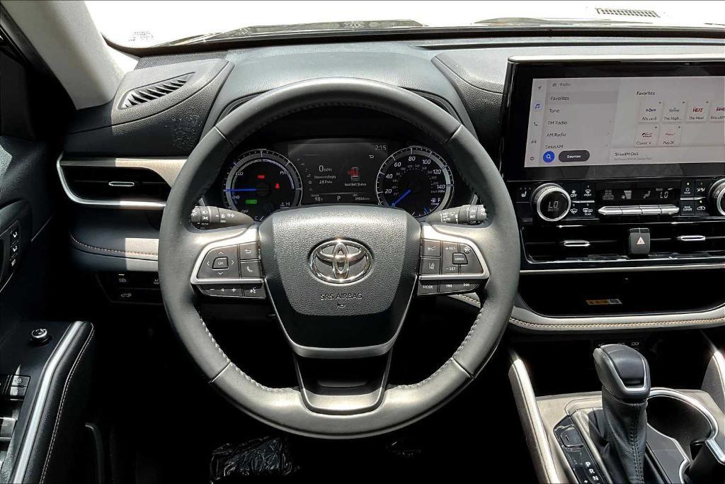 used 2023 Toyota Highlander Hybrid car, priced at $38,749