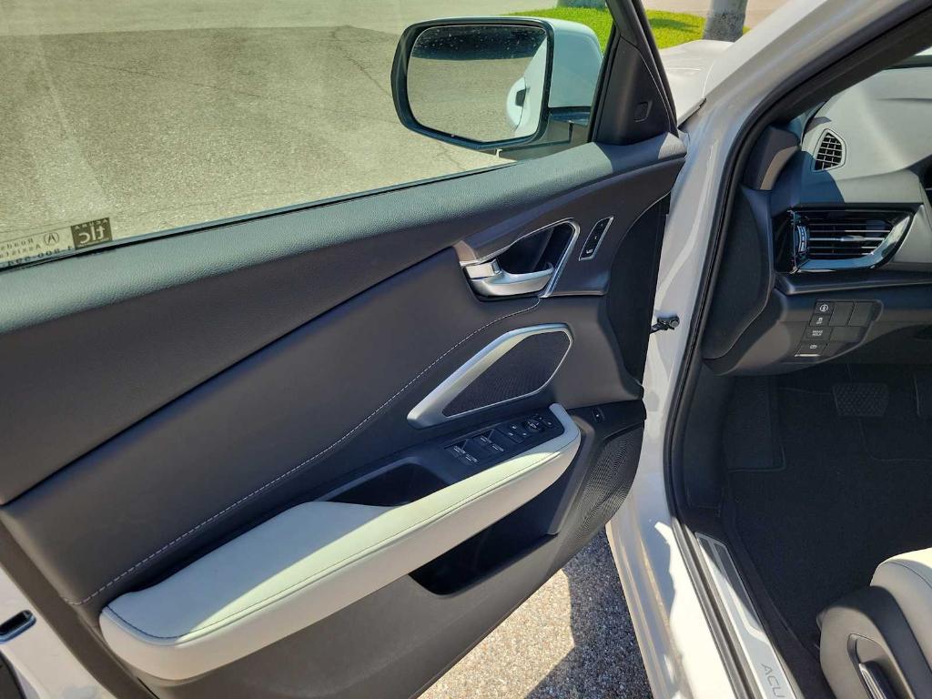 new 2025 Acura RDX car, priced at $46,650