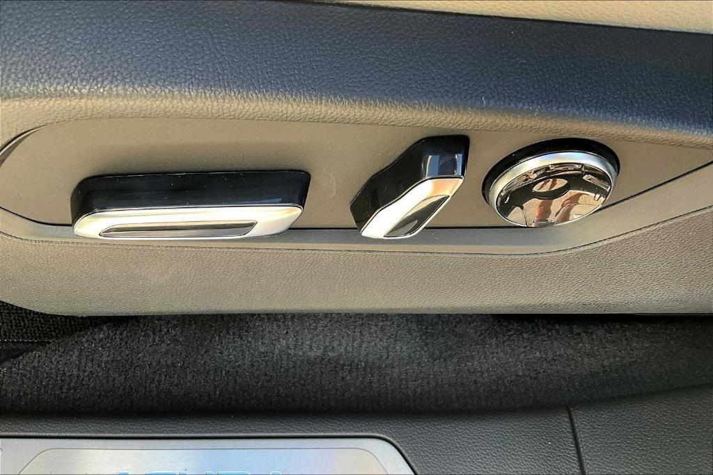 new 2025 Acura RDX car, priced at $46,650