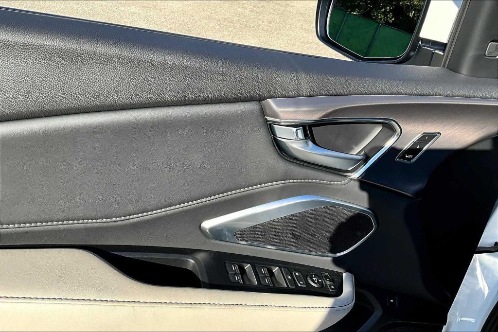new 2025 Acura RDX car, priced at $46,650