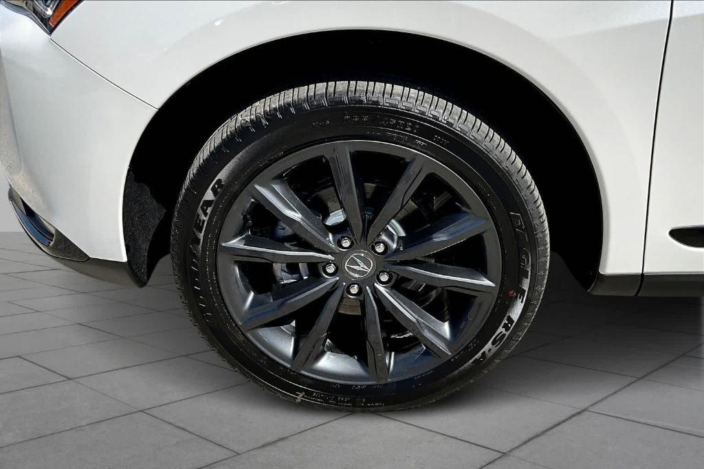 new 2025 Acura RDX car, priced at $52,250