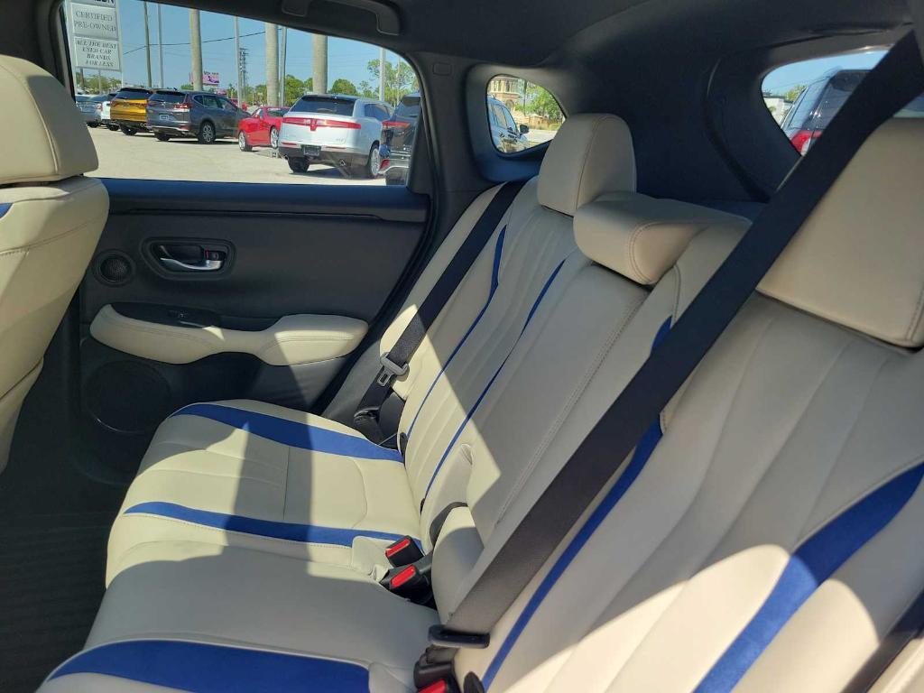 new 2025 Acura ADX car, priced at $39,950