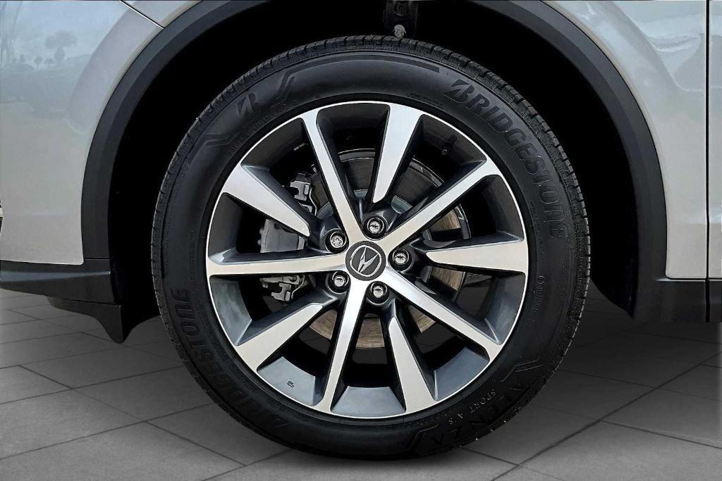 used 2025 Acura MDX car, priced at $51,655
