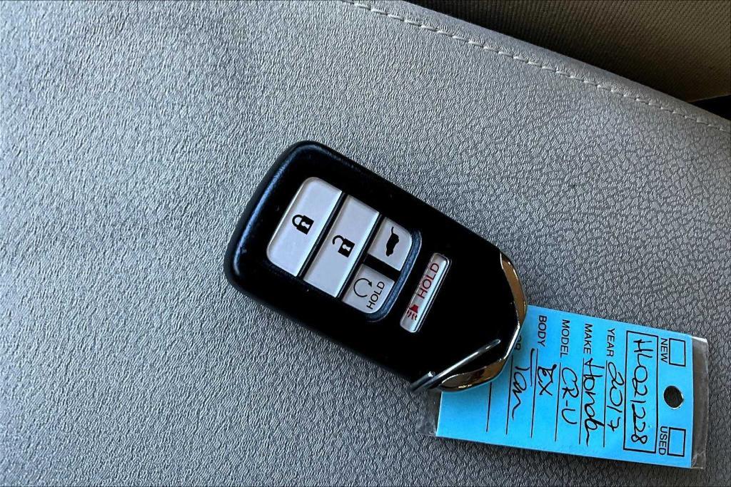 used 2017 Honda CR-V car, priced at $17,333