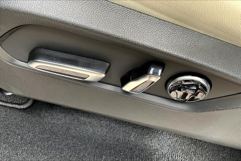 new 2026 Acura MDX car, priced at $71,890