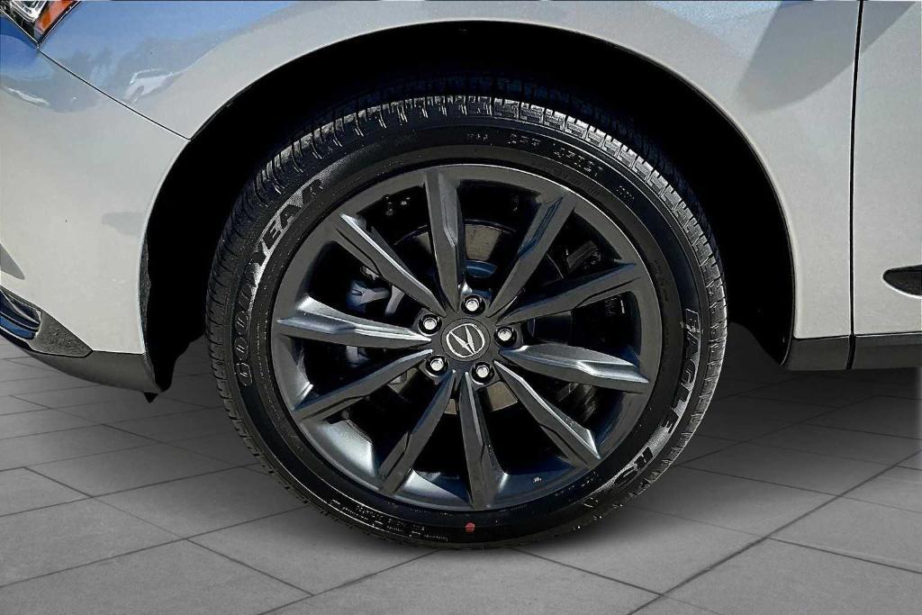 new 2025 Acura RDX car, priced at $51,650