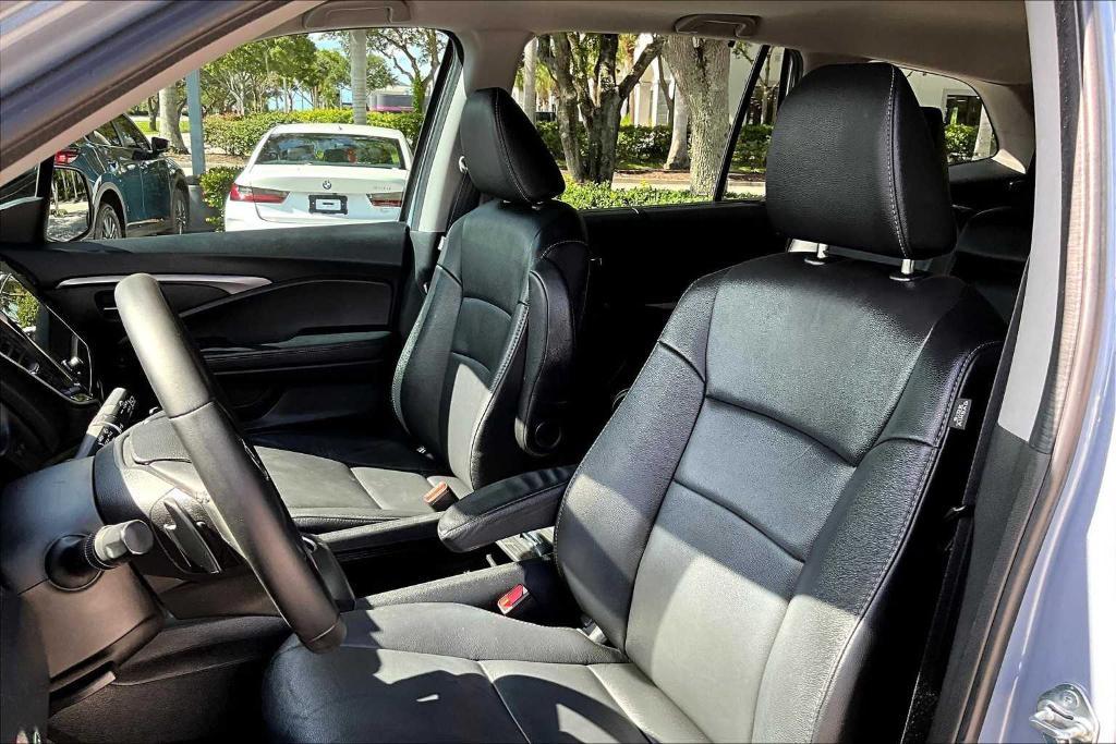 used 2022 Honda Pilot car, priced at $28,533