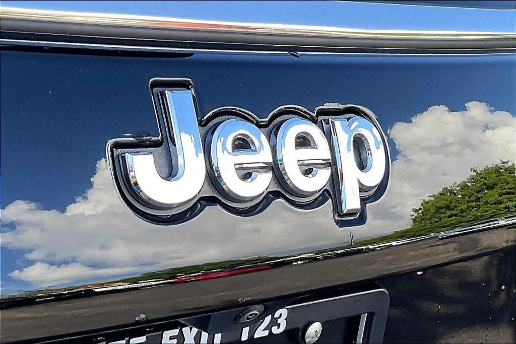 used 2022 Jeep Compass car, priced at $19,950