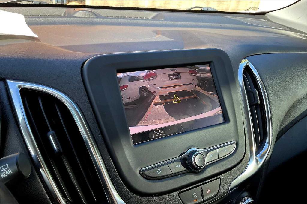 used 2022 Chevrolet Equinox car, priced at $20,950