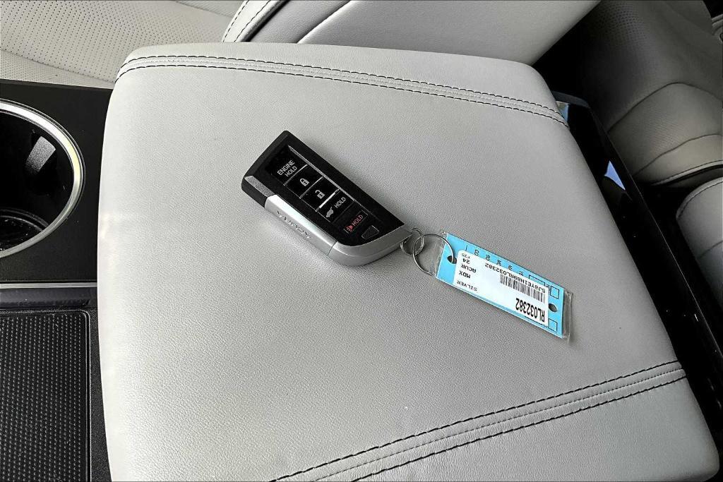 used 2024 Acura MDX car, priced at $51,859