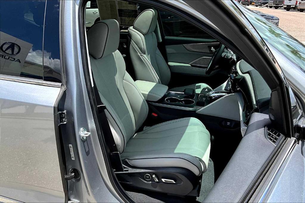 used 2024 Acura MDX car, priced at $51,859
