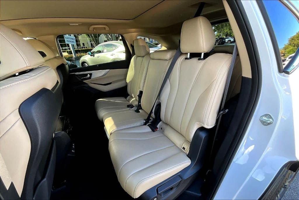 used 2023 Acura MDX car, priced at $41,333
