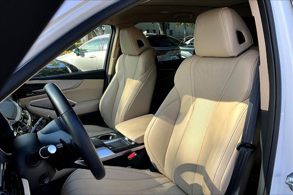 used 2023 Acura MDX car, priced at $41,333