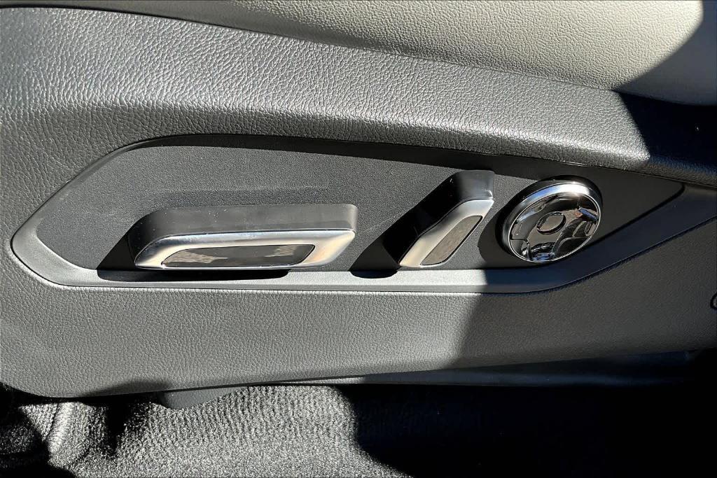 new 2026 Acura MDX car, priced at $58,752