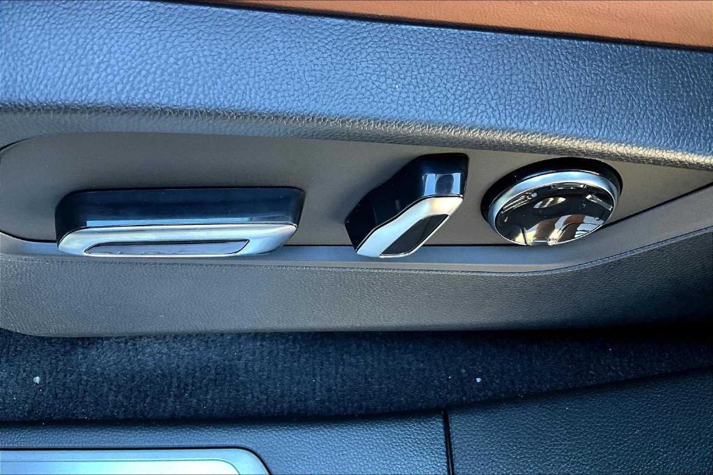 new 2025 Acura RDX car, priced at $49,250