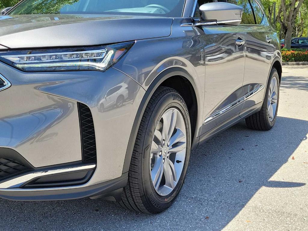 new 2025 Acura MDX car, priced at $53,150
