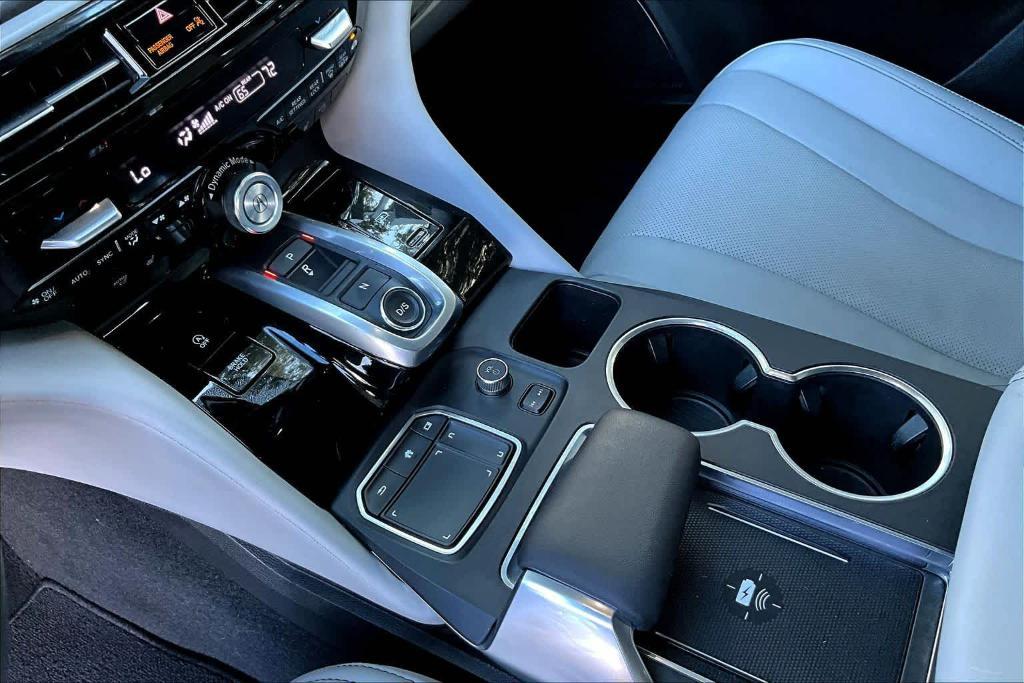 used 2024 Acura MDX car, priced at $41,950