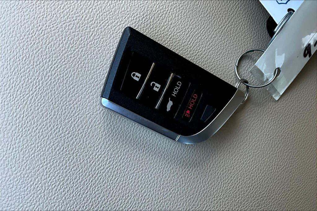 used 2025 Acura MDX car, priced at $50,950