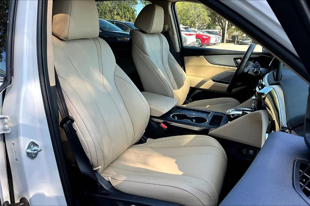 used 2025 Acura MDX car, priced at $50,950