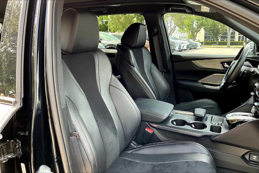 used 2022 Acura MDX car, priced at $42,875