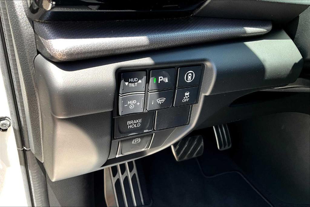 new 2025 Acura RDX car, priced at $56,400