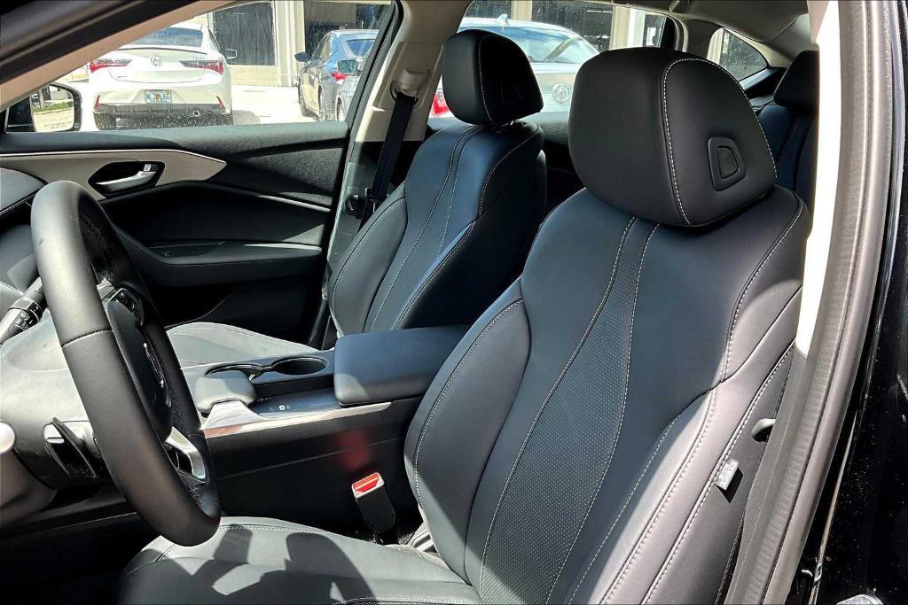 new 2025 Acura TLX car, priced at $44,931