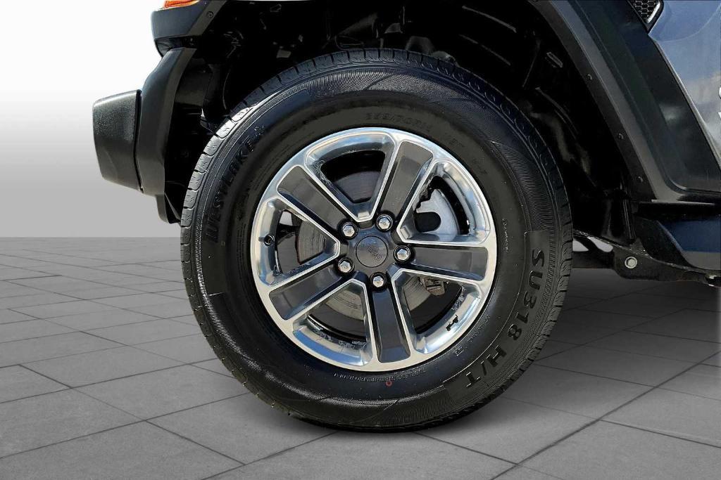 used 2021 Jeep Wrangler Unlimited car, priced at $27,342