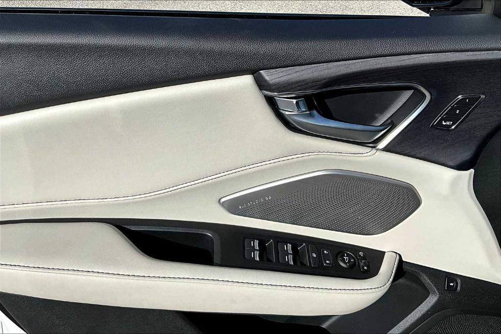 new 2025 Acura RDX car, priced at $54,400