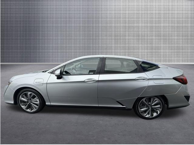 used 2018 Honda Clarity Plug-In Hybrid car, priced at $18,792