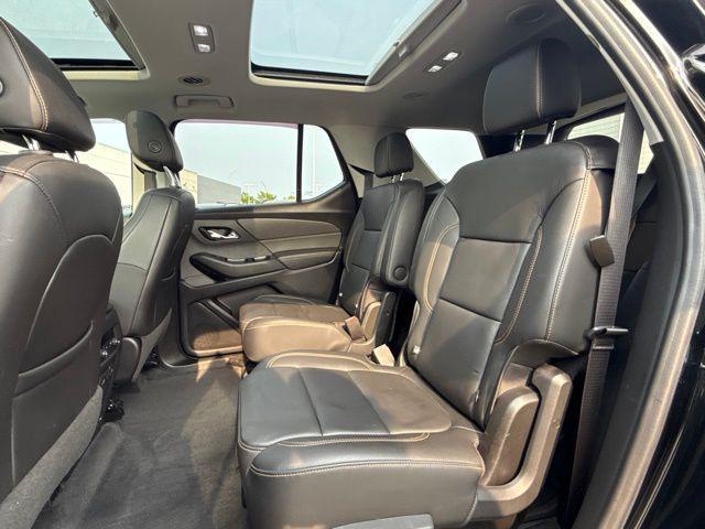 used 2020 Chevrolet Traverse car, priced at $31,096