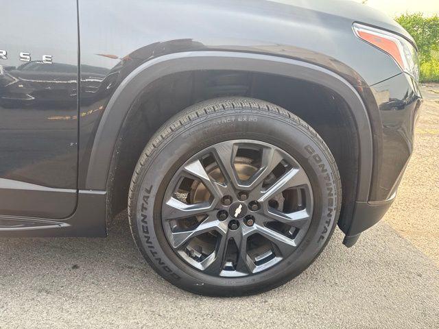 used 2020 Chevrolet Traverse car, priced at $31,096