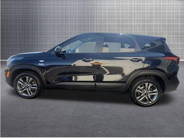 used 2023 Kia Seltos car, priced at $19,492
