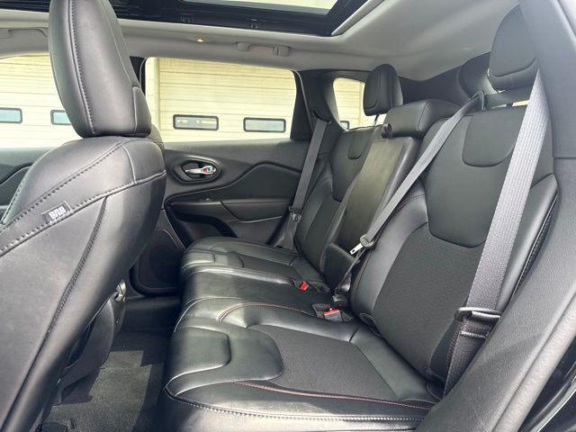 used 2022 Jeep Cherokee car, priced at $29,998