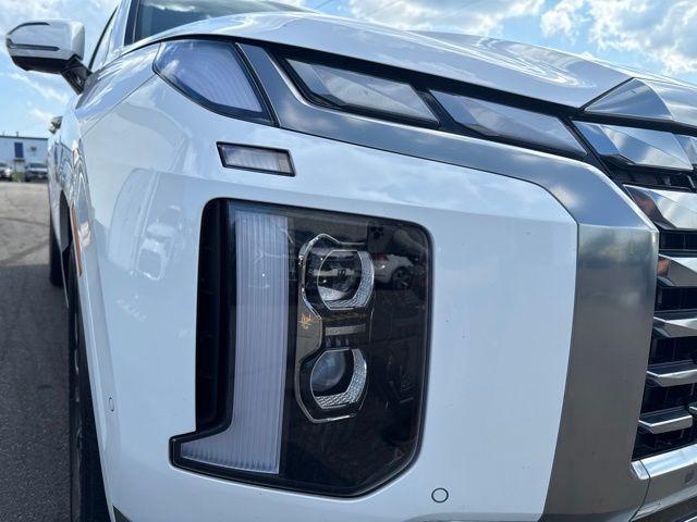 used 2024 Hyundai Palisade car, priced at $42,404