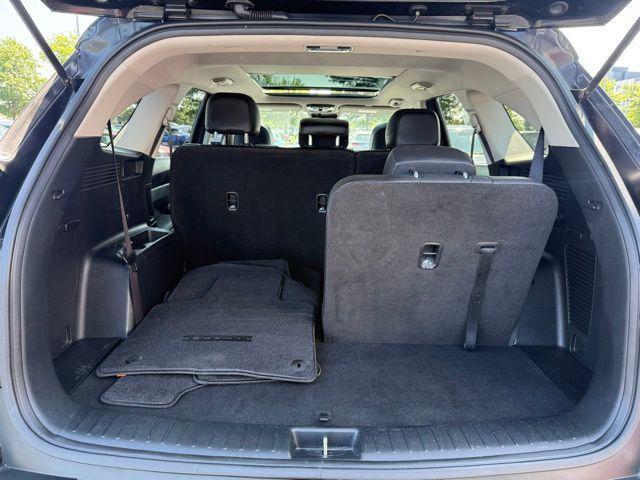 used 2022 Kia Sorento car, priced at $28,056