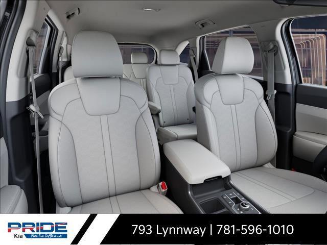 new 2025 Kia Sorento Hybrid car, priced at $39,845