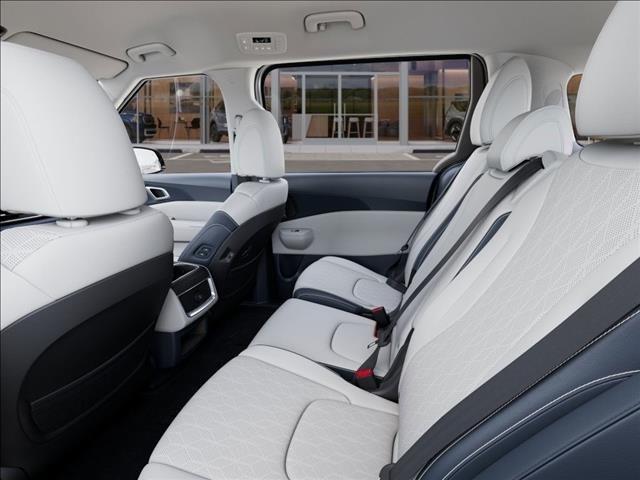 new 2025 Kia Carnival Hybrid car, priced at $44,335