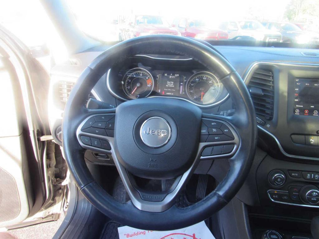 used 2019 Jeep Cherokee car, priced at $17,995
