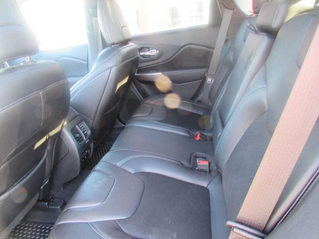 used 2019 Jeep Cherokee car, priced at $17,995