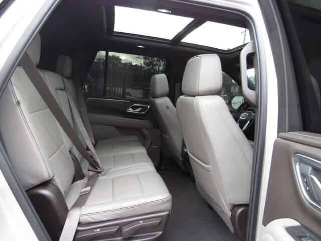 used 2022 GMC Yukon car, priced at $53,995