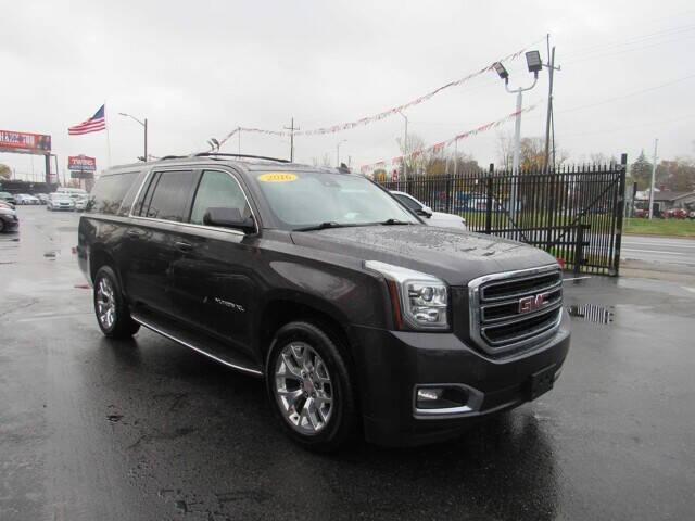 used 2016 GMC Yukon XL car, priced at $17,995