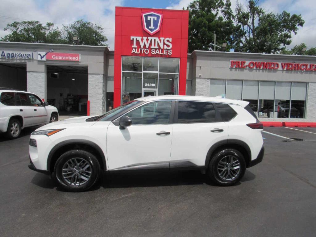 used 2021 Nissan Rogue car, priced at $17,995