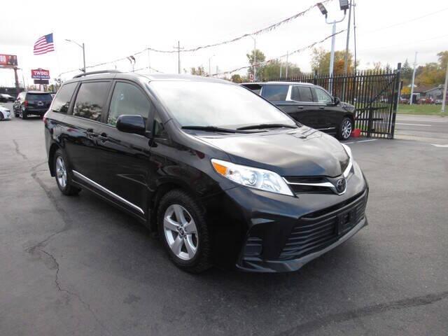 used 2020 Toyota Sienna car, priced at $23,995