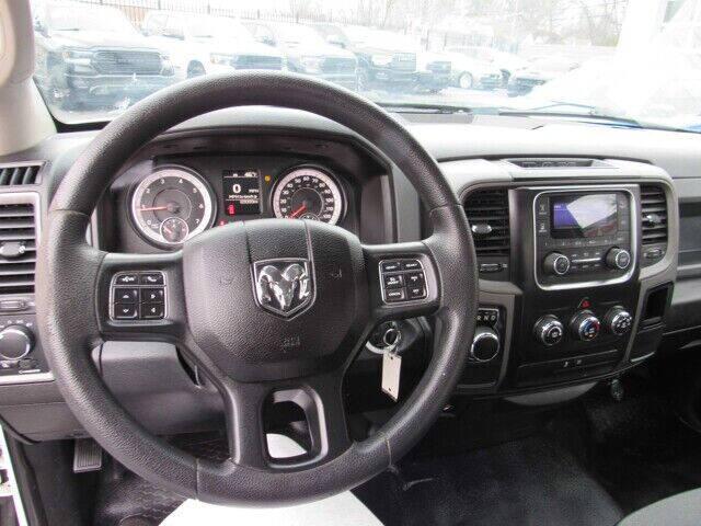 used 2018 Ram 1500 car, priced at $14,995