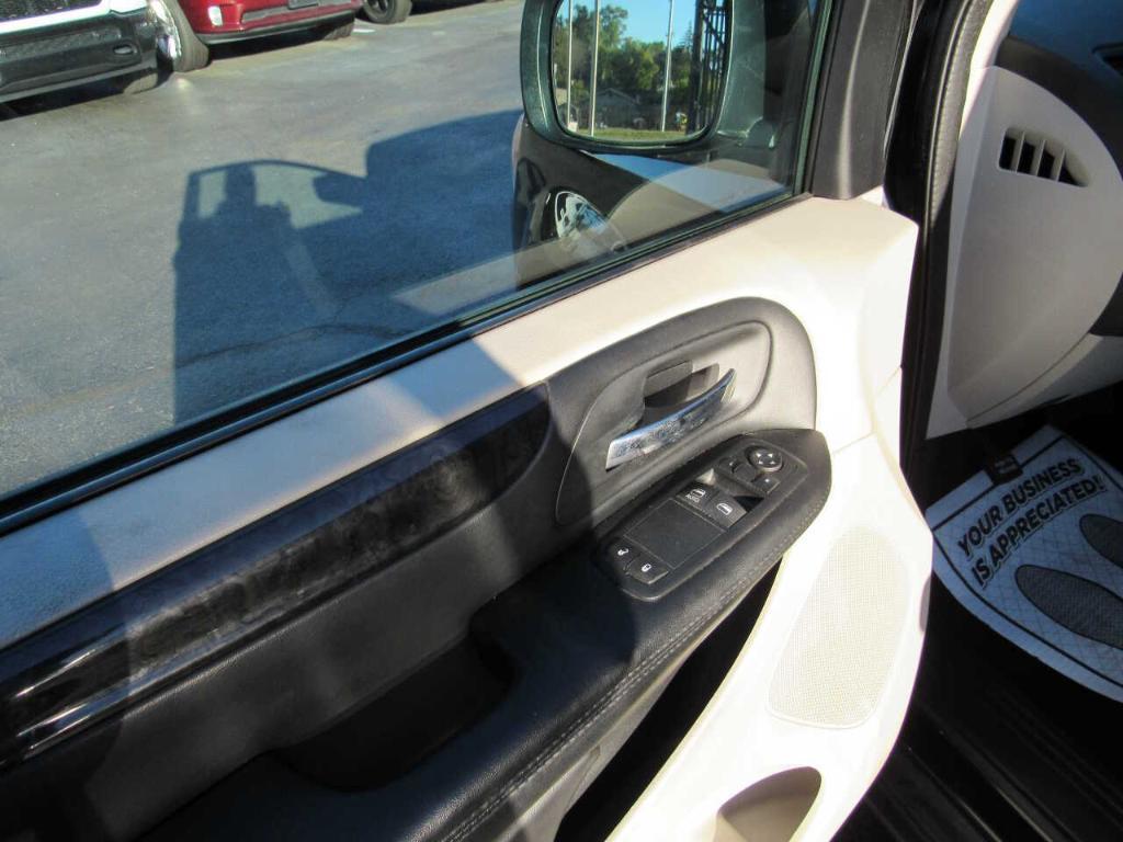 used 2016 Dodge Grand Caravan car, priced at $8,995