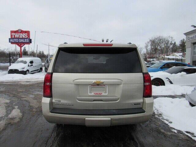 used 2017 Chevrolet Suburban car, priced at $29,995