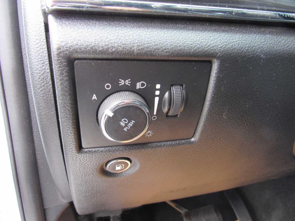 used 2020 Jeep Grand Cherokee car, priced at $21,995