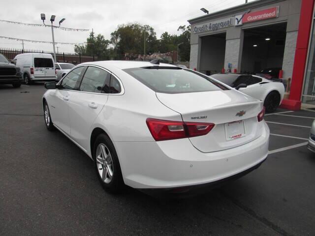 used 2021 Chevrolet Malibu car, priced at $17,995