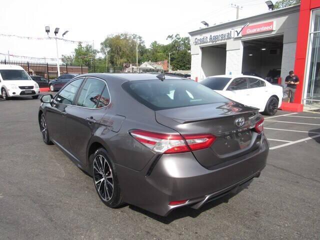 used 2020 Toyota Camry car, priced at $18,995